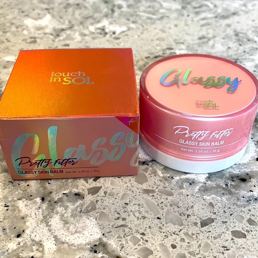 Touch In Sol
Pretty Filter Glassy Skin Balm